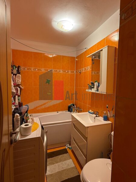 Apartament cu 3 camere de vanzare-Rahova-Dunavat-Salaj